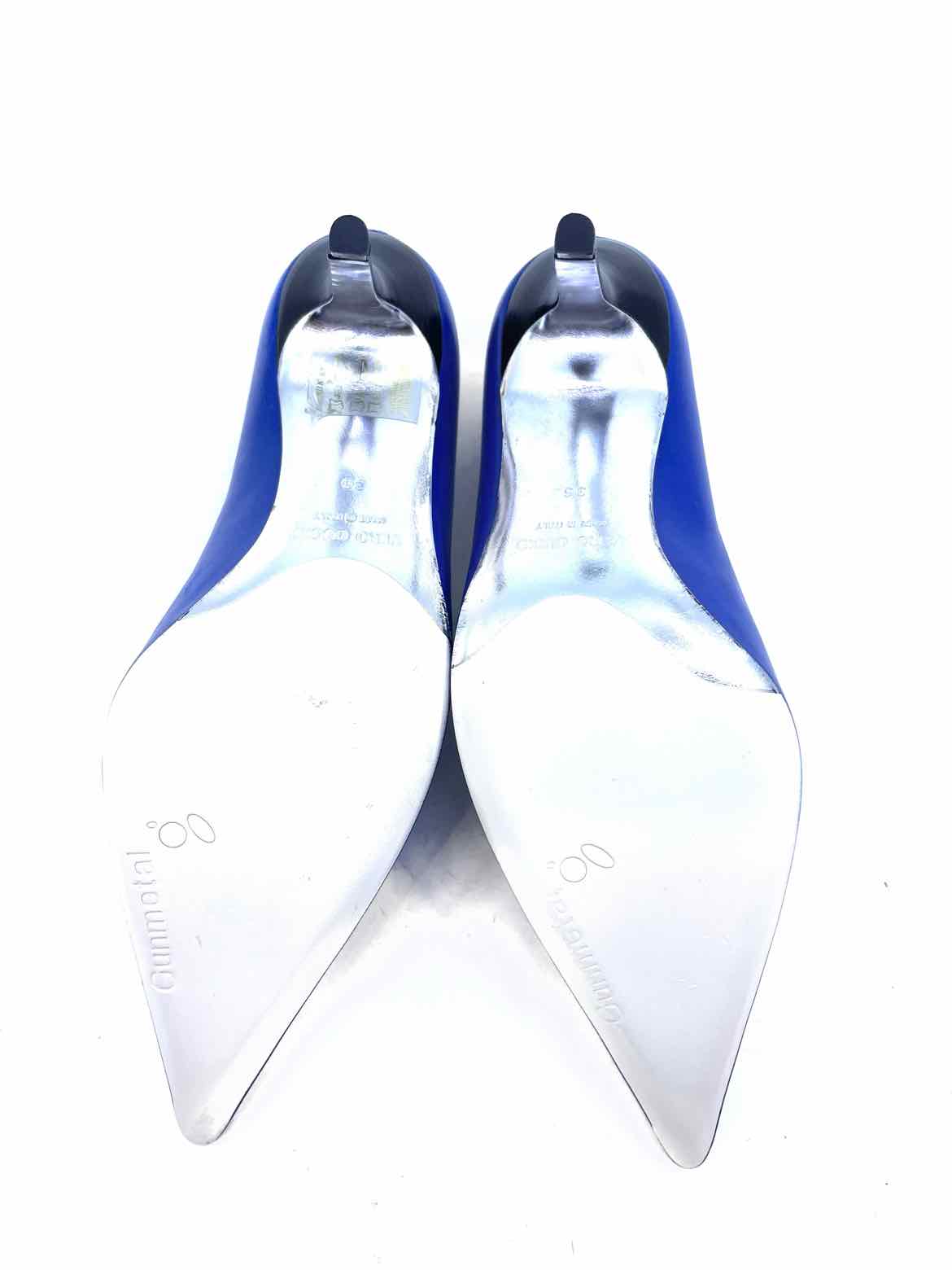 GUNMETAL Size 6 Blue Leather Pumps