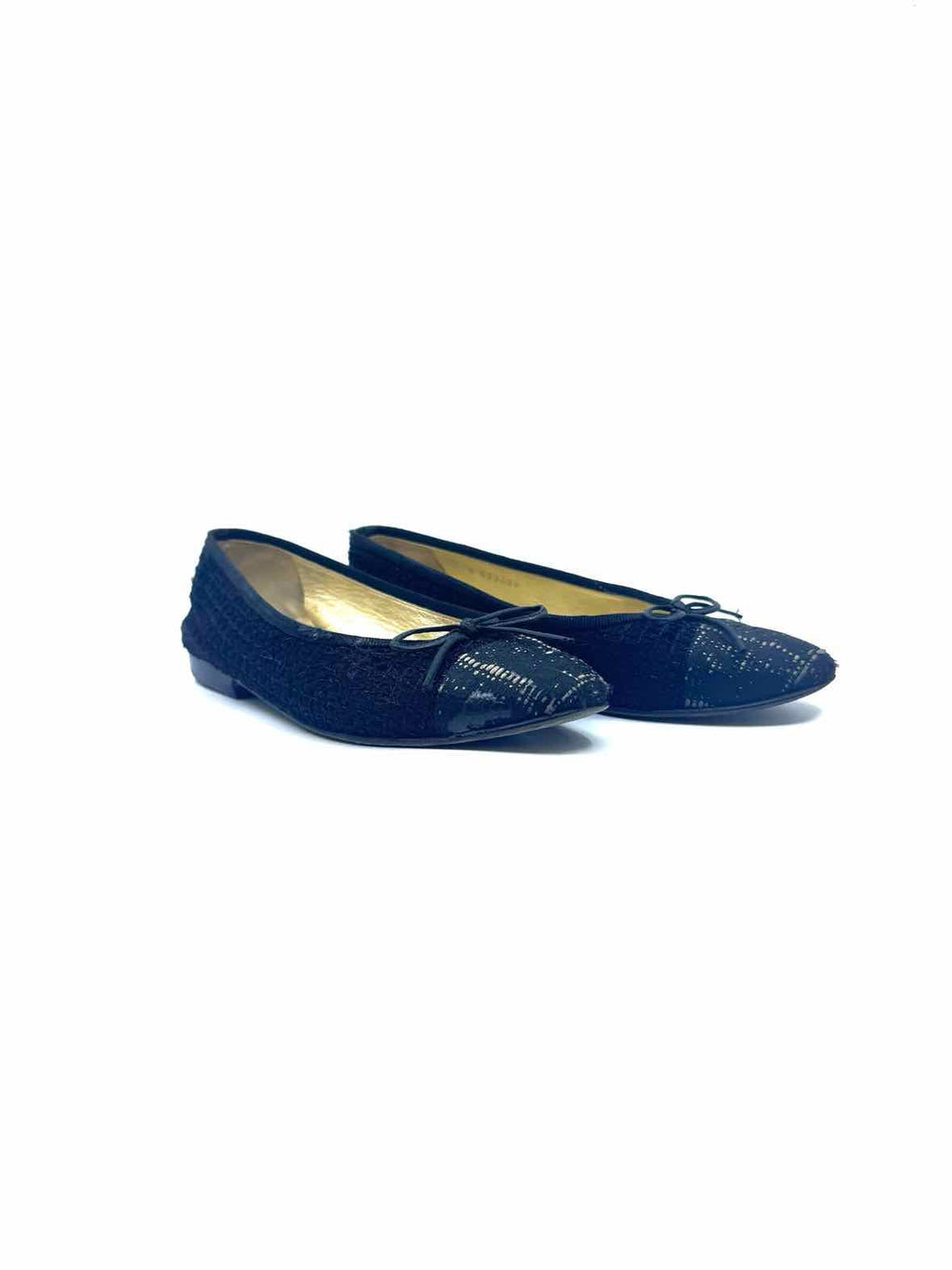 CHANEL Size 5.5 Black & Grey Tweed Flats