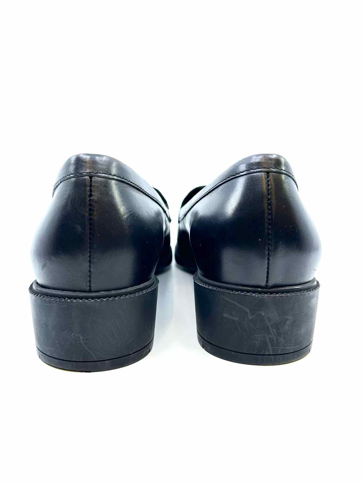 SALVATORE FERRAGAMO Size 8.5 Black Leather Solid Loafers