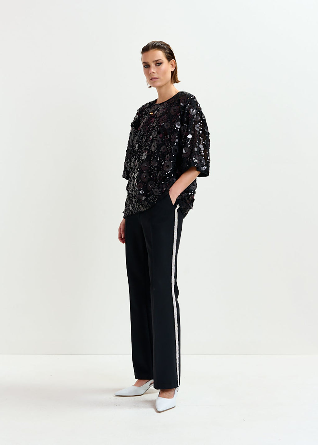 Ibell rhinestone tap pants