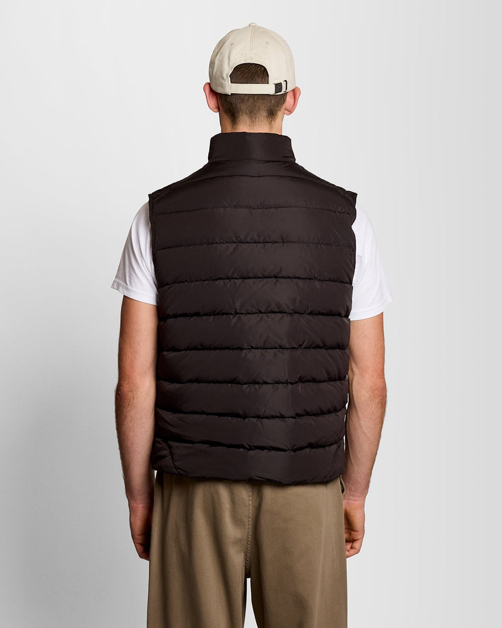 Lyle & Scott Mens Quilted Gilet | Jet Black