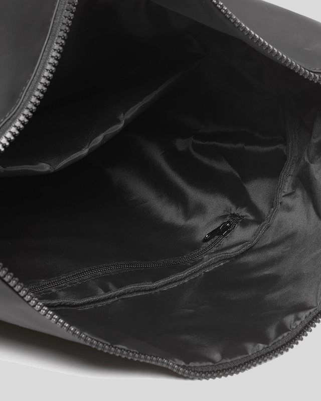 Lyle & Scott Weather Resistant Roll Top Bag | Jet Black