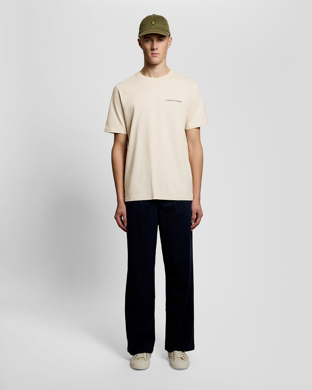 Lyle & Scott Mens Linen Blend Raglan T-Shirt | Ice Cream