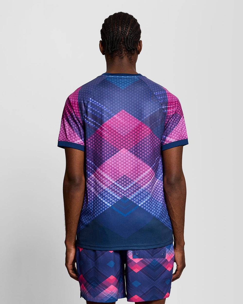 Lyle & Scott Mens Sports Chevron Football T-Shirt | Navy Peony