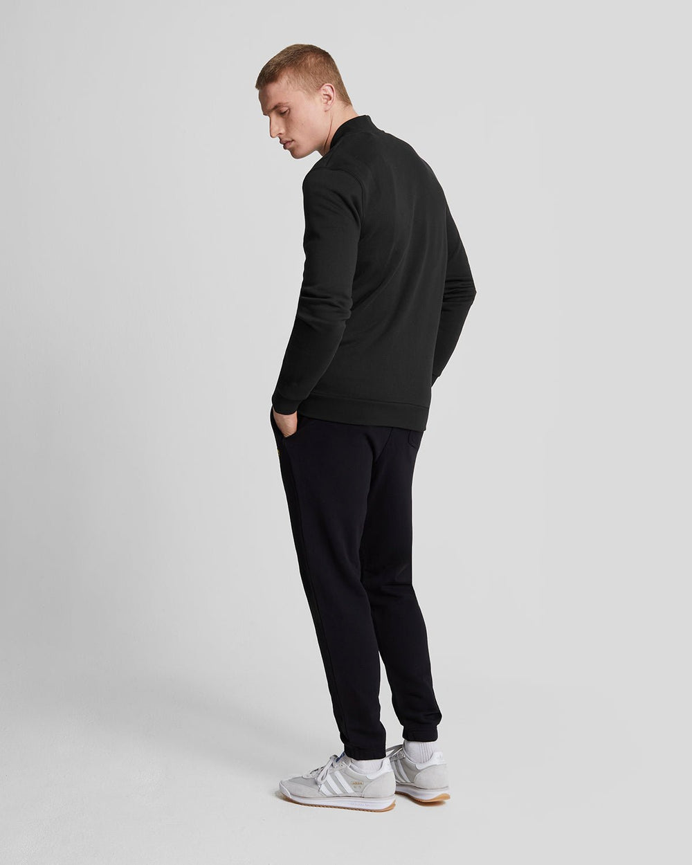 Lyle & Scott Mens Slim Fit Cotton Joggers | Jet Black