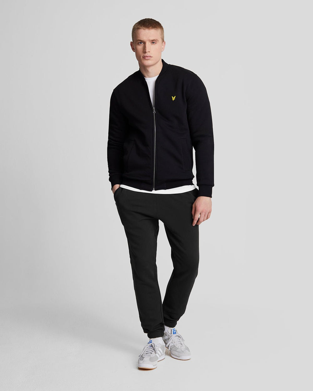 Lyle & Scott Mens Slim Fit Cotton Joggers | Jet Black