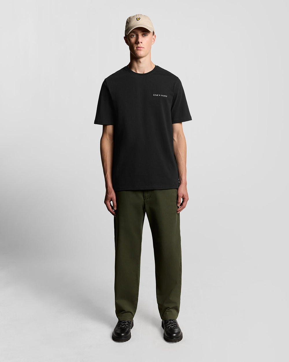 Lyle & Scott Mens Linen Blend Raglan T-Shirt | Jet Black