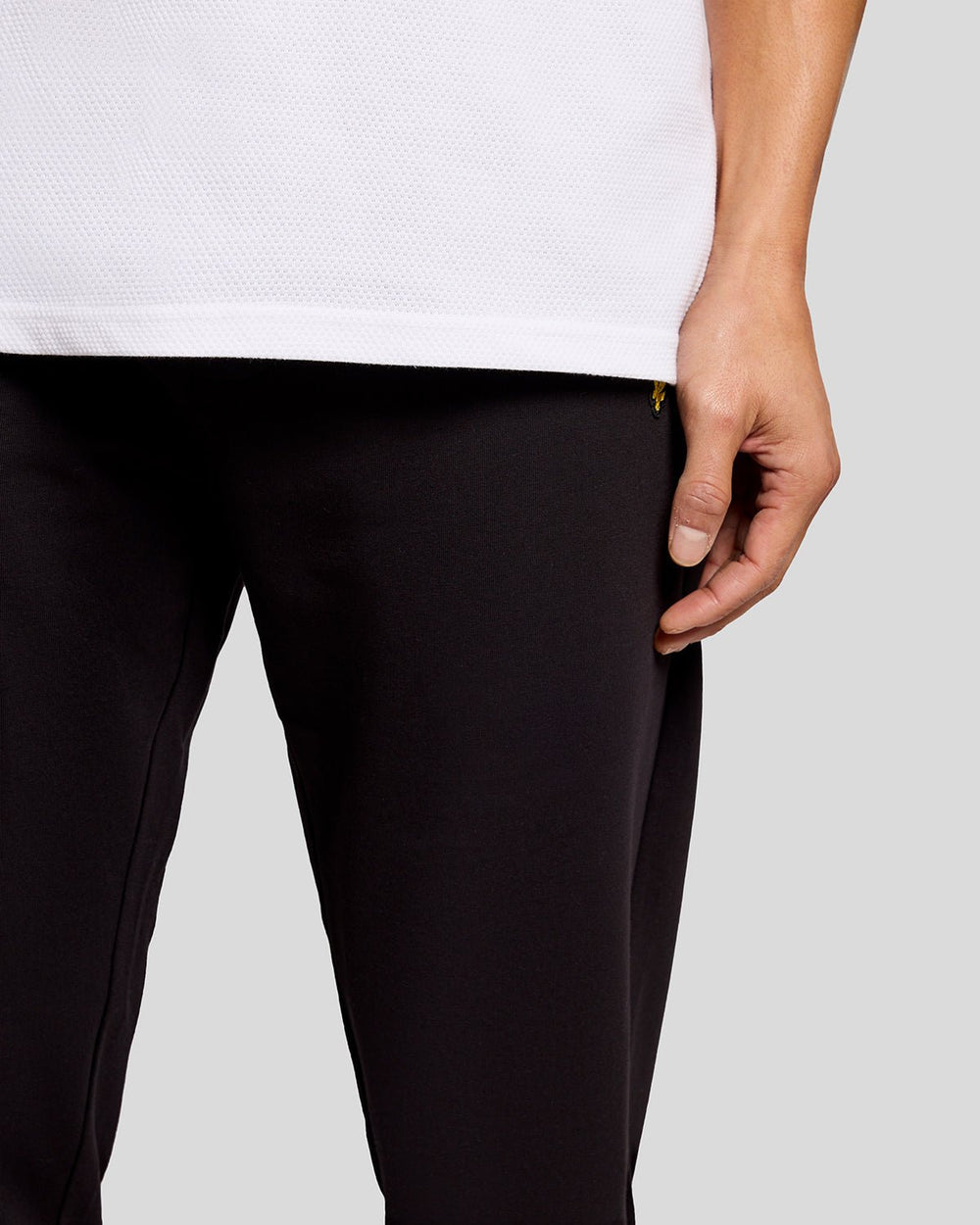 Lyle & Scott Mens Lightweight Lounge Joggers | Jet Black