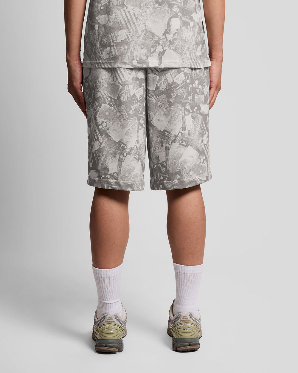 Lyle & Scott Mens Industrial Graphic Sweat Shorts | Cold Grey