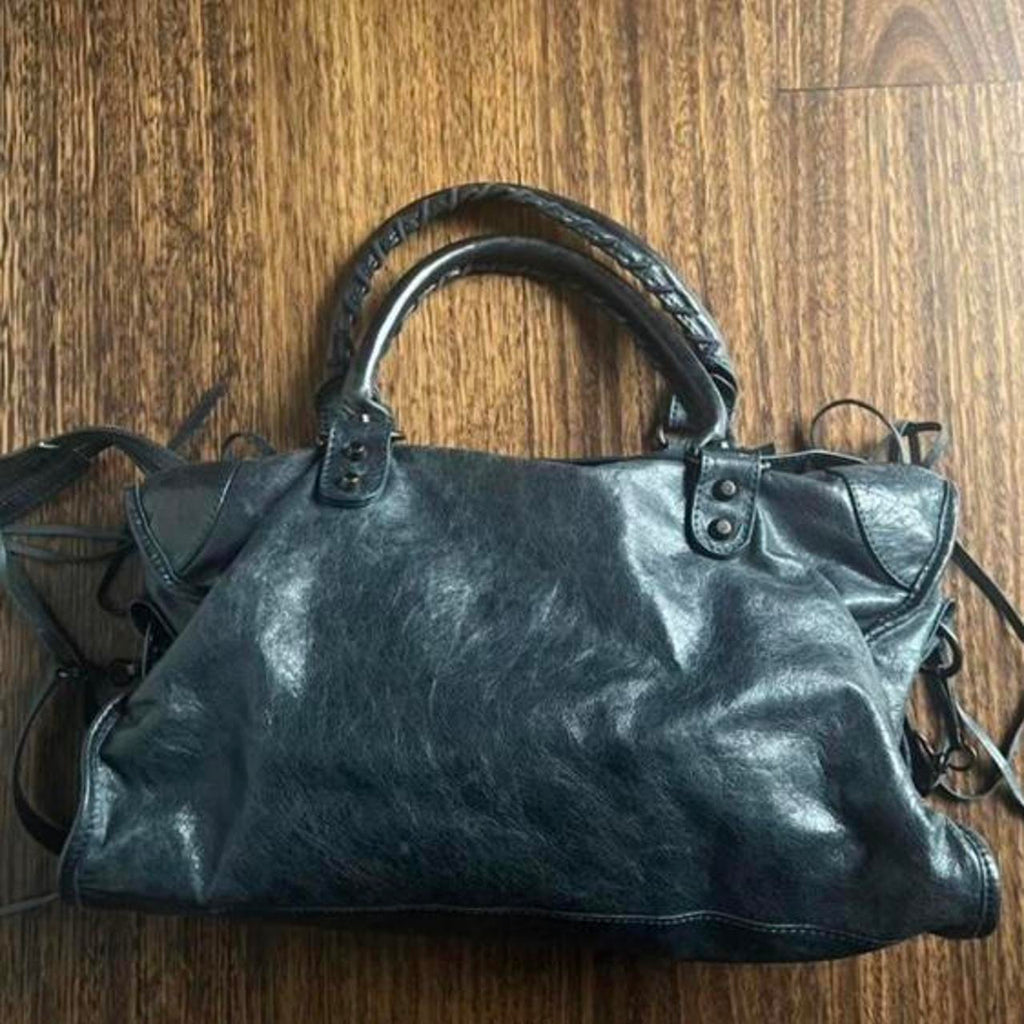 PreOwned Balenciaga city bag gorgeous rare deep blue color