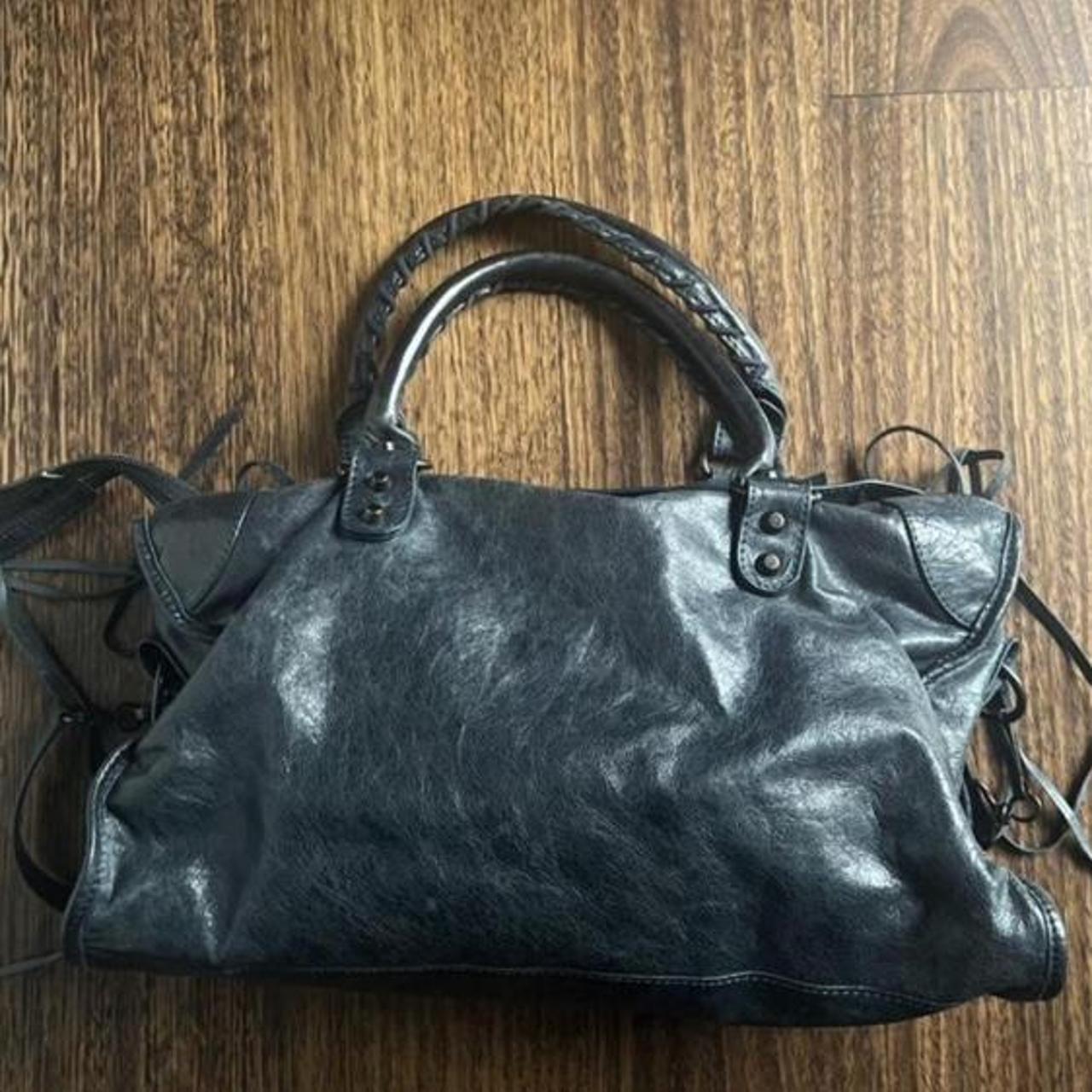 PreOwned Balenciaga city bag gorgeous rare deep blue color