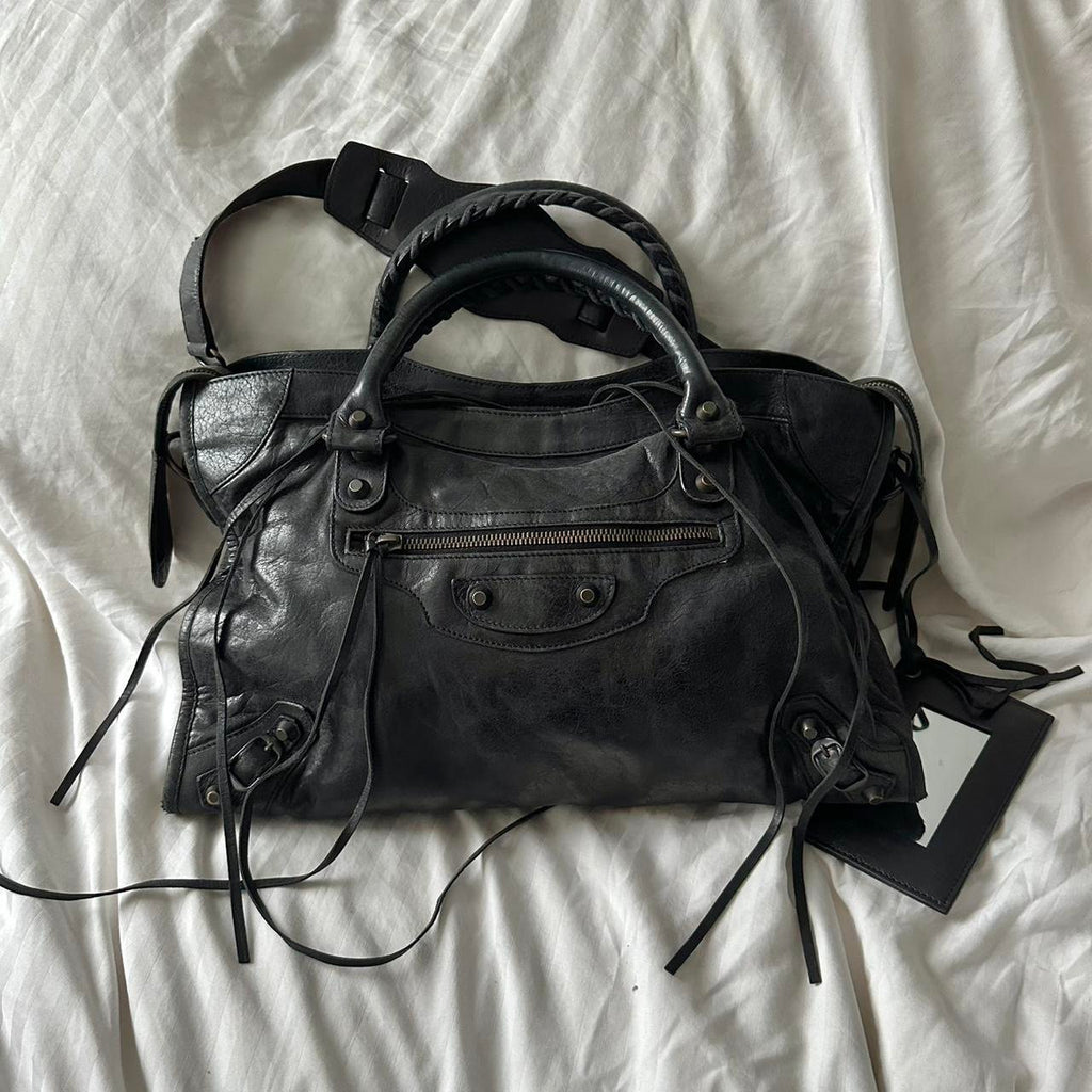 PreOwned BALENCIAGA CITY BAG
