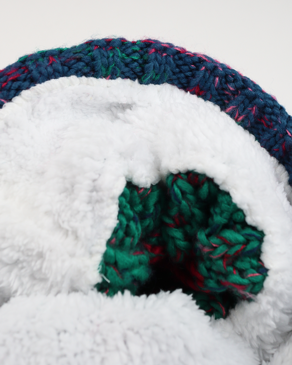 Outside In Pom Pom Hat | Retro Pop