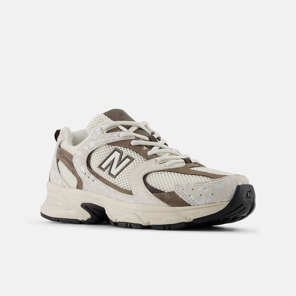 New Balance Unisex 530 Speckled Trainers | White / Brown