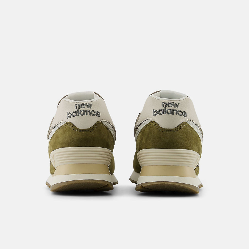 New Balance Unisex 574 Trainers | Calcium Dark Silver